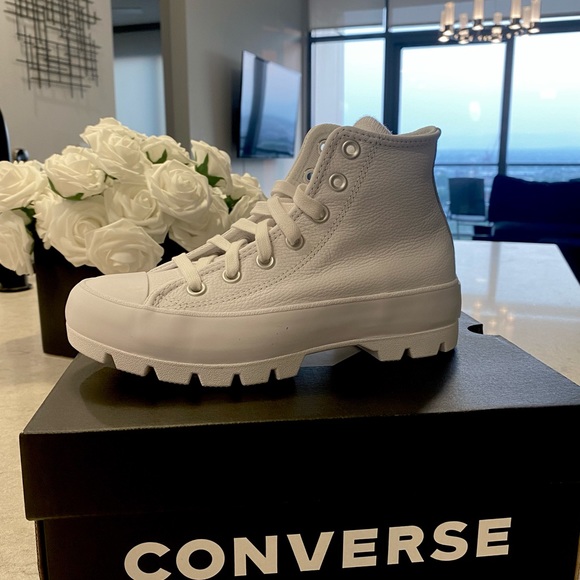 SOLD - Picture 3 of 5